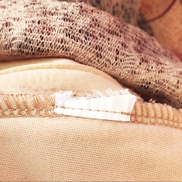 Coldwater Creek Abstract Pink Print Tiered Ruffle Top Large - Picture 11 of 15